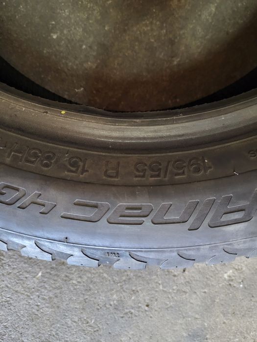2 anvelope 195 55 R 15 Apollo iarna