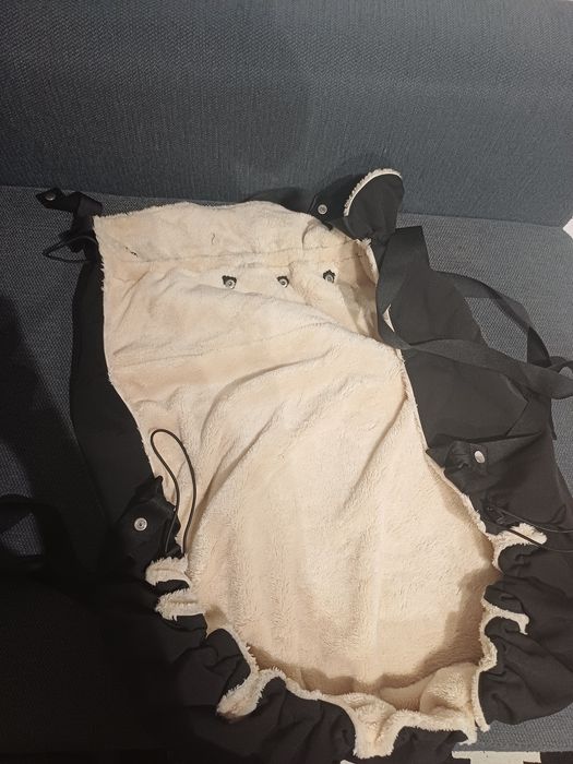 Protectie marsupiu Isara