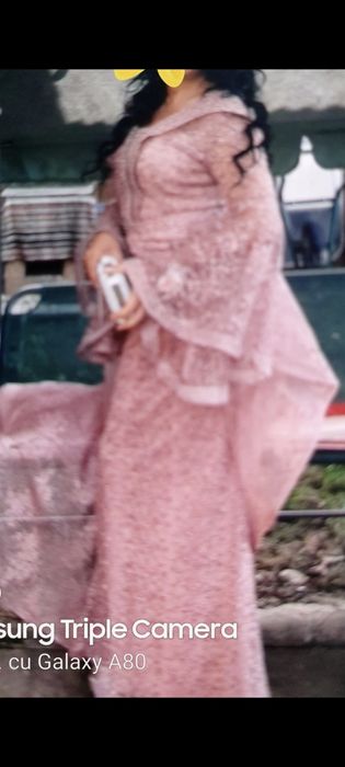 Rochie nasa cu trena