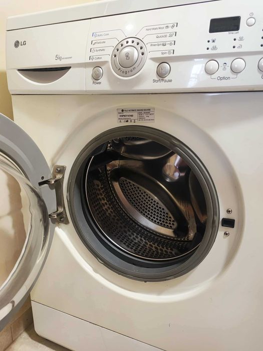 Пералня LG 5кг 85/60/44 модел: LG WD 80264NP