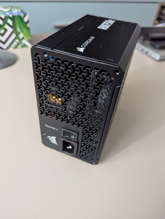 Sursa Corsair RM750e 750W Modulară