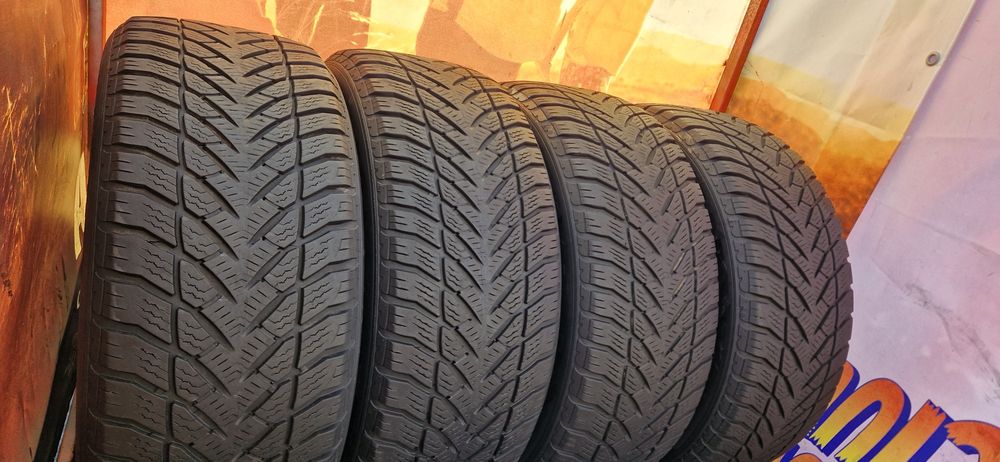 2 Anvelope Good Year 255 55 R18 M+S