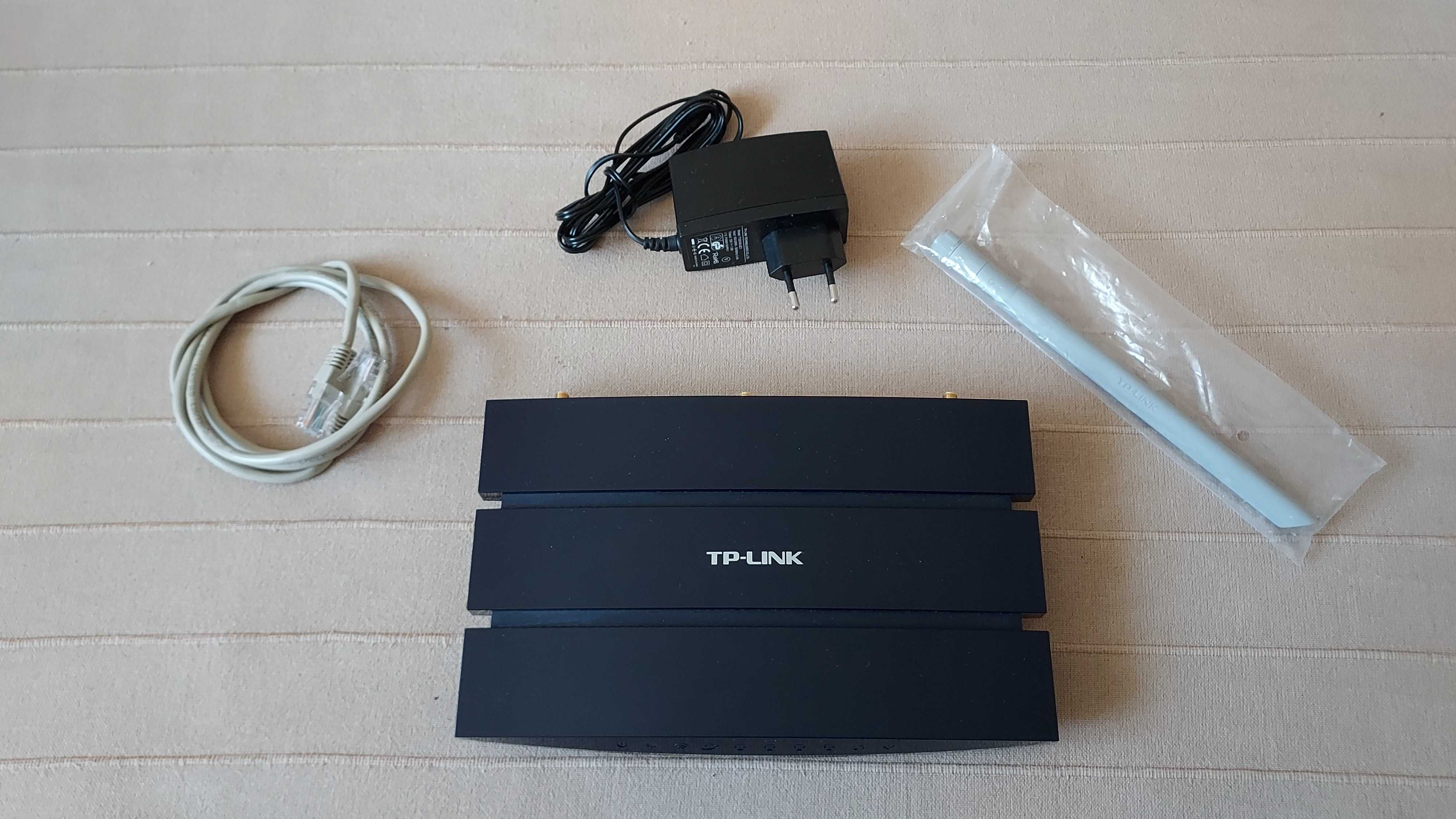 Router TP-LINK model TL-WR1043ND