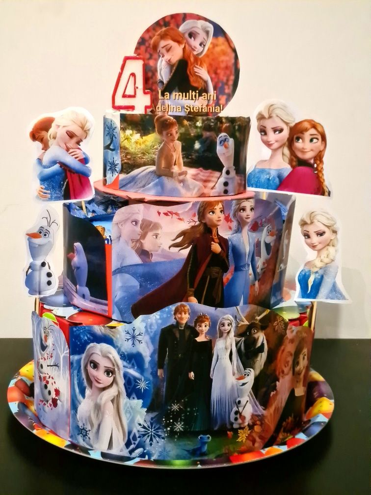 Tort din dulciuri ambalate Ana si Elsa Frozen