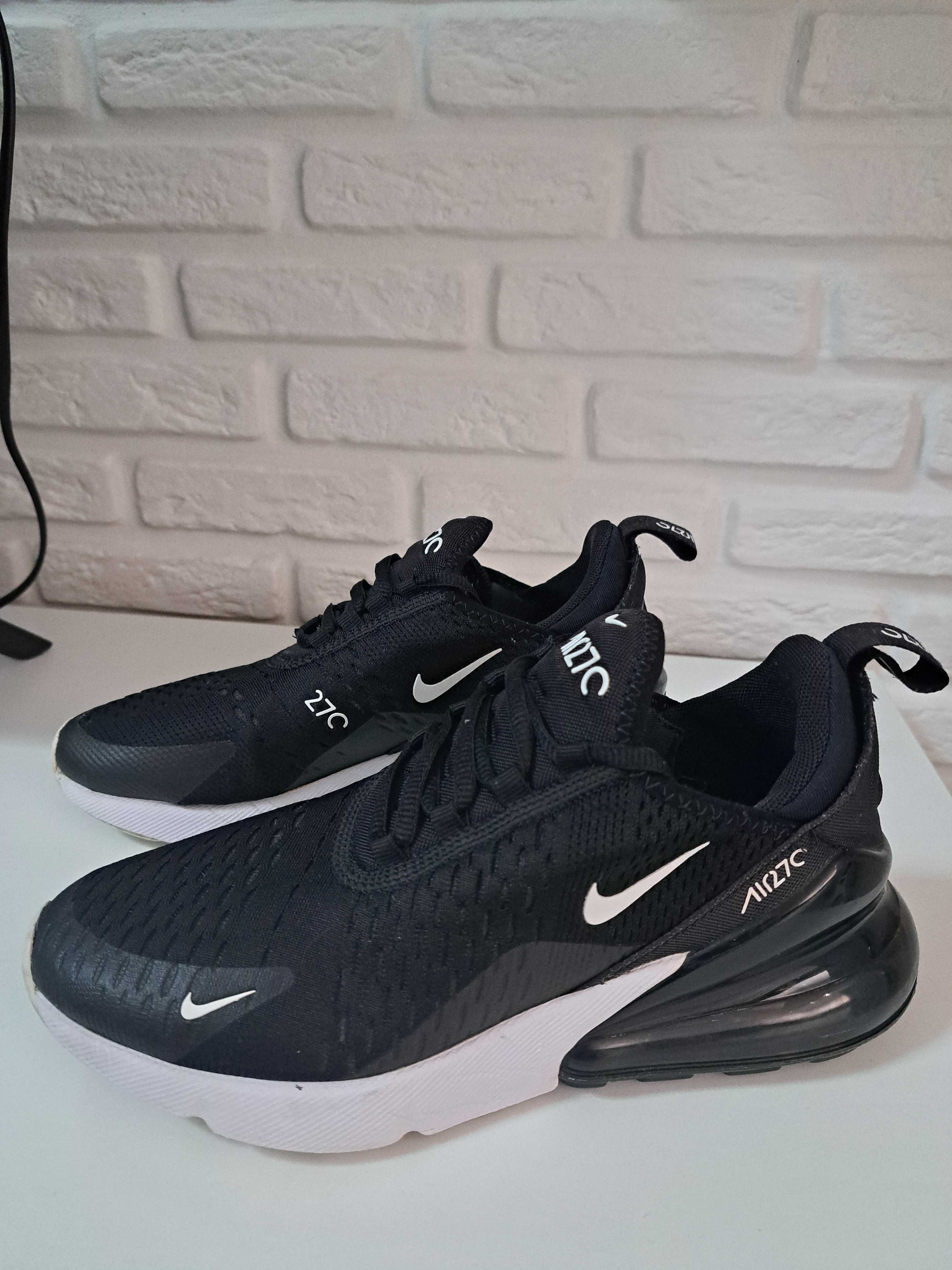 Nike Air Max 270