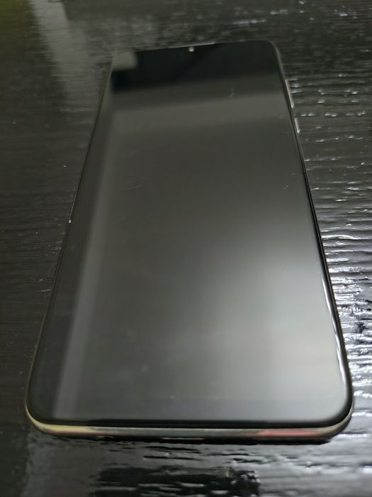 Vând telefon Huawei 30 Alb