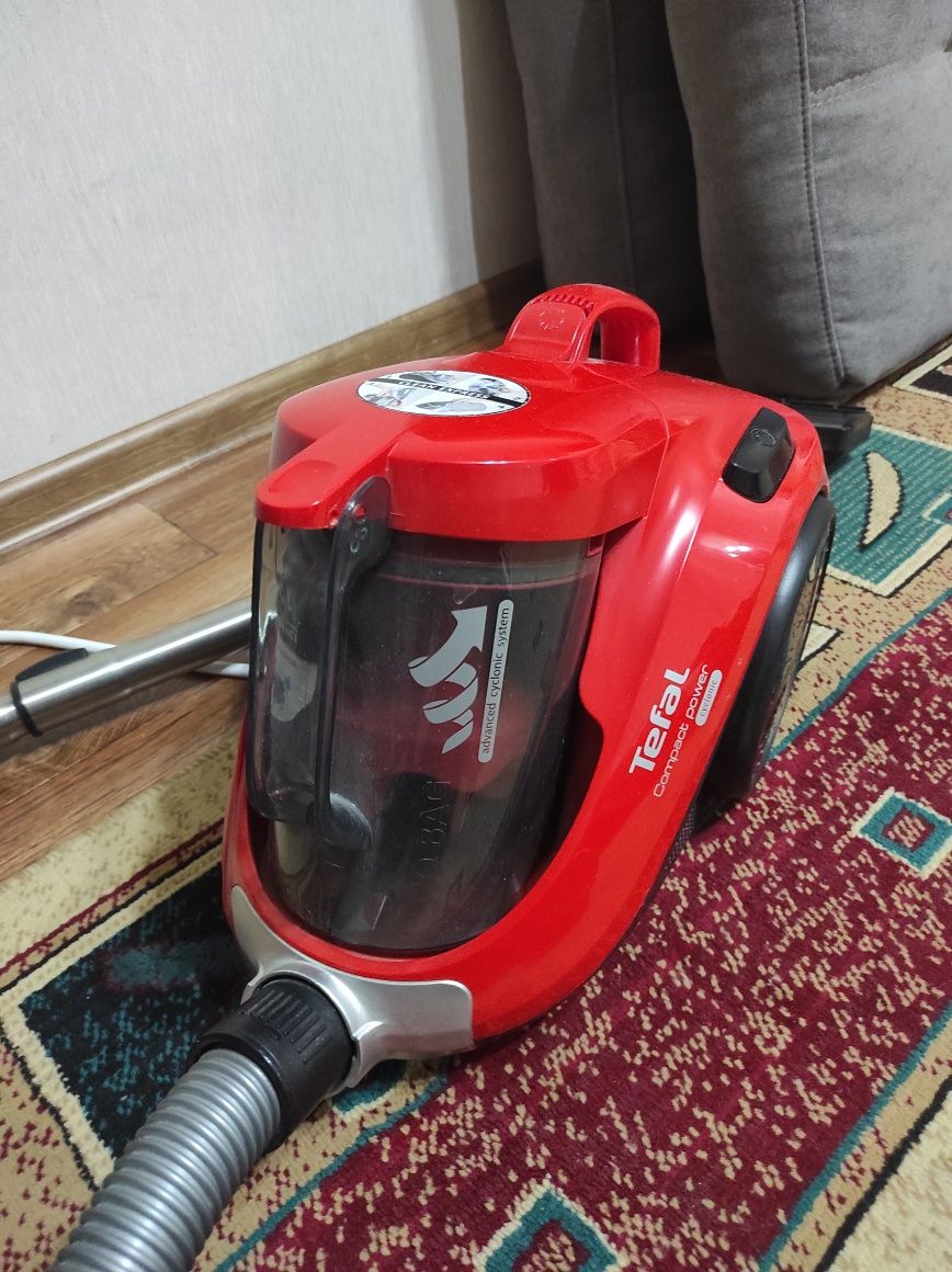 Пылесос Tefal compact power