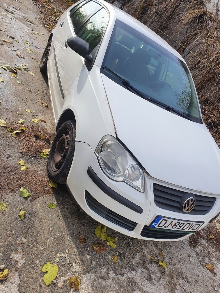 Dezmembrez Wolkswagen Polo 9N facelift  1.4 diesel