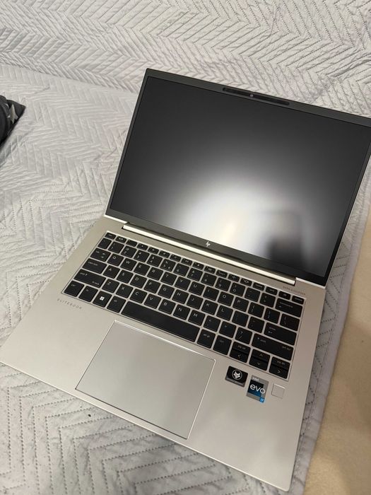 HP Elitebook 840 G9 - i7-1255U (10 cores) - 32GB DDR5 - 512GB