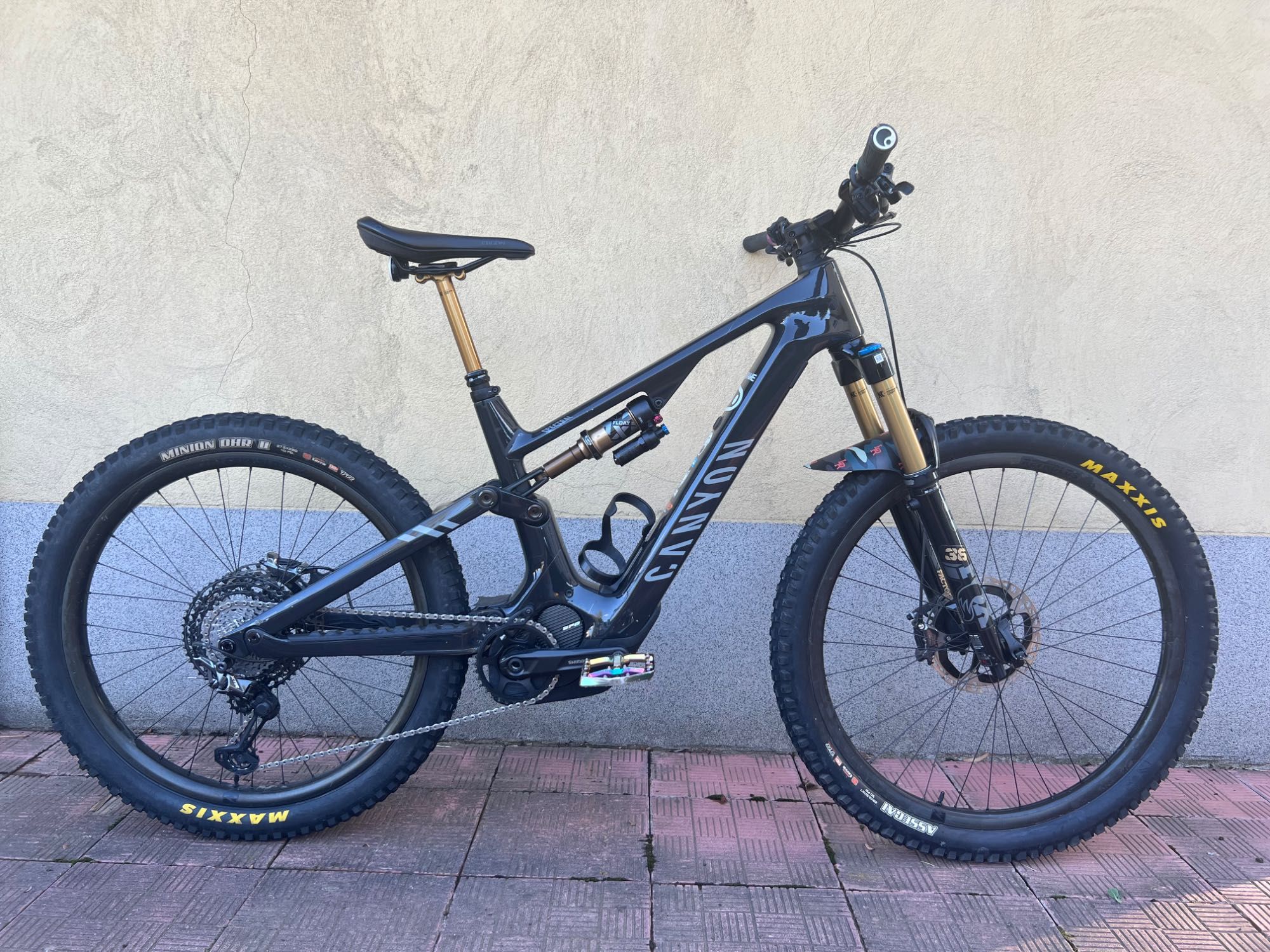 Canyon Spectral ON CFR 900wh 2022-2023 size M