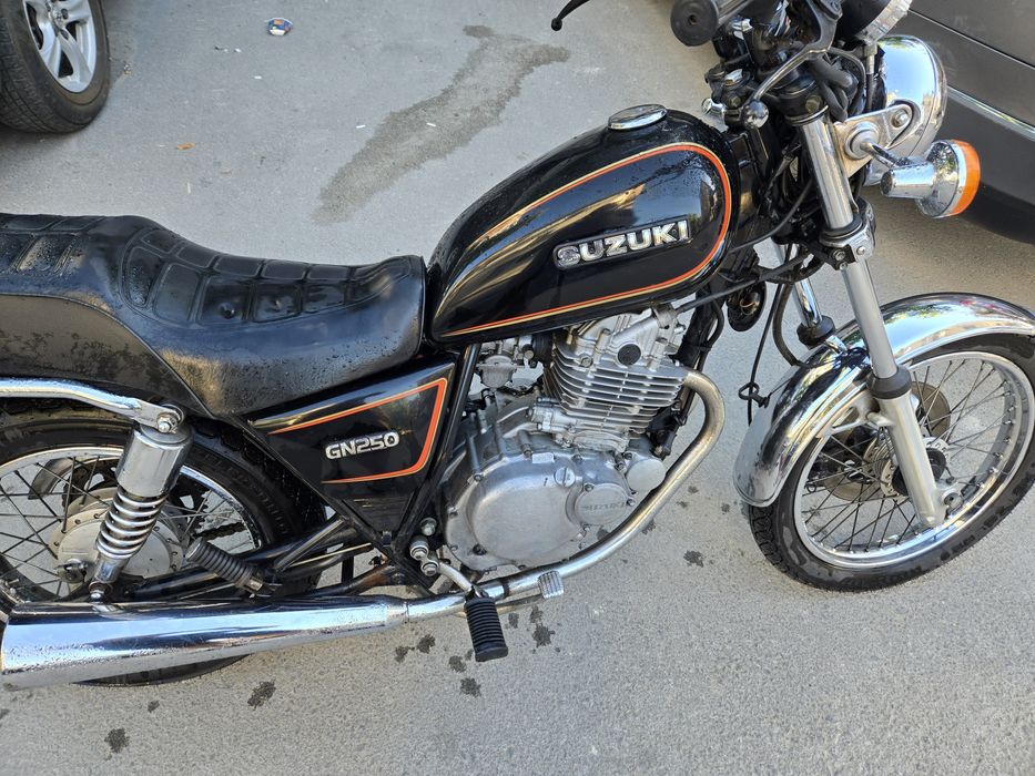 Suzuki GN 250 мотор