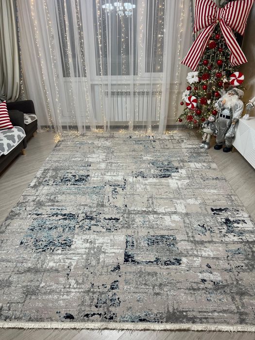 Продам ковер в отличном состоянии.