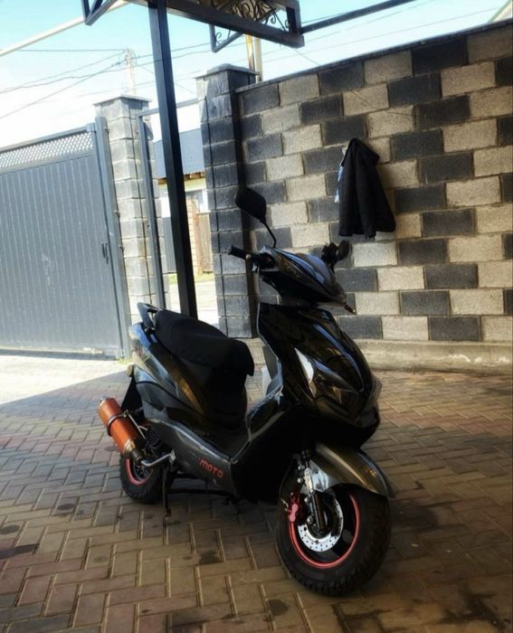 Продам м8 про тяга самолёт