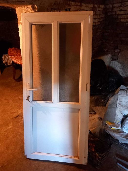 Usi termpoane in stare buna