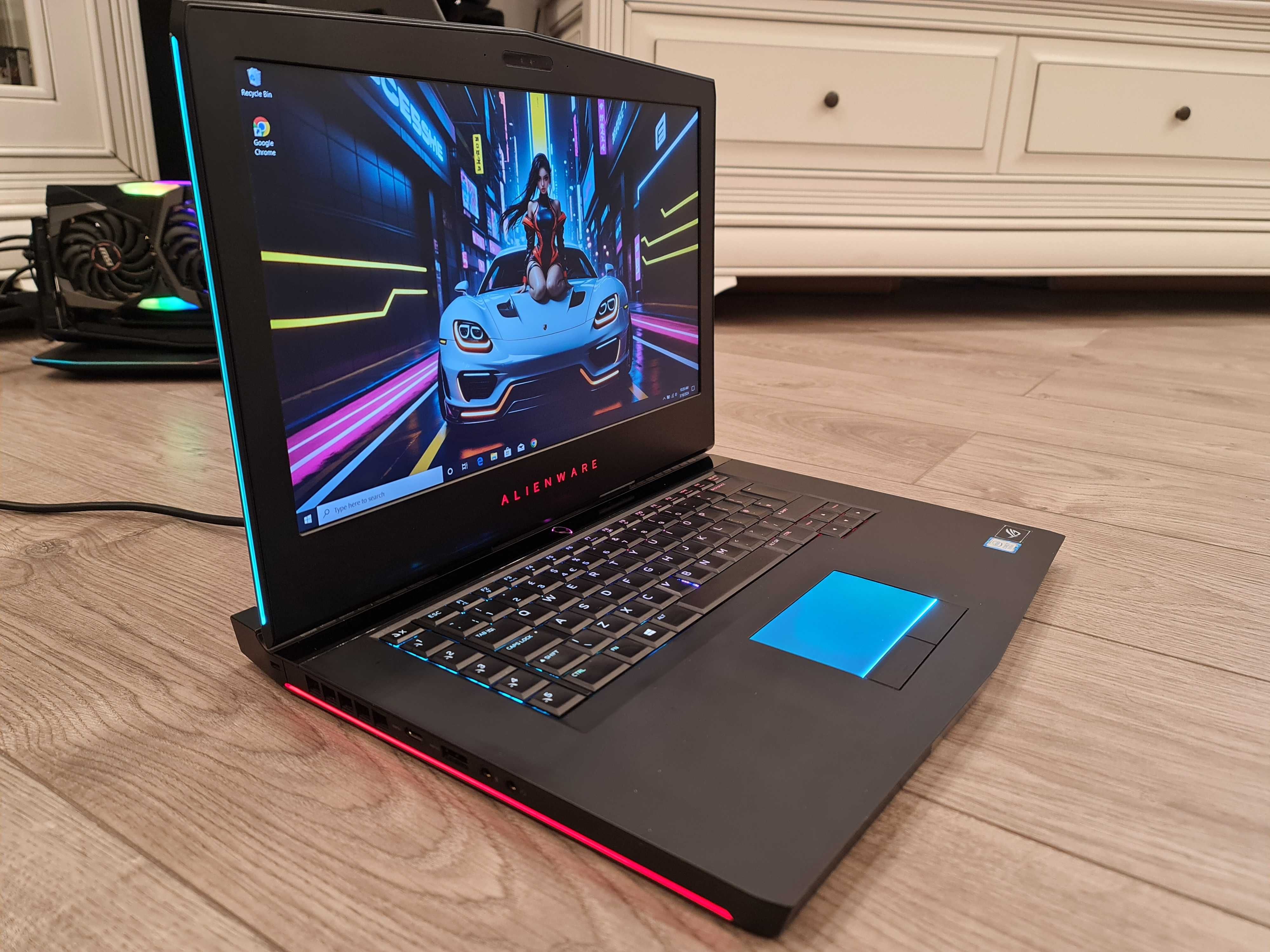 Laptop gaming Alienware ,intel core i7 ,video 8 GTX 1070, ram 32 gb