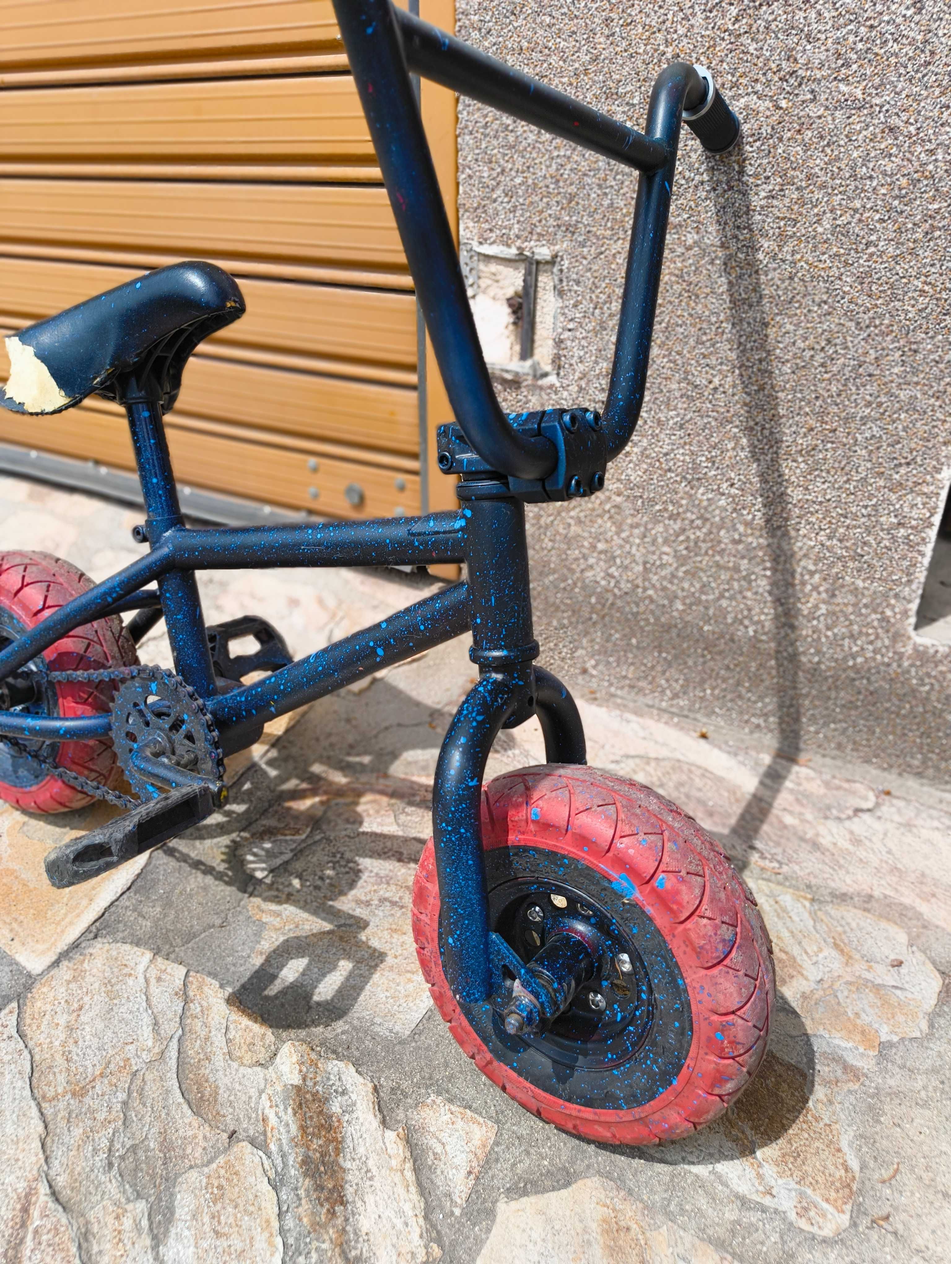 Mini BMX  черно с синьо и червено