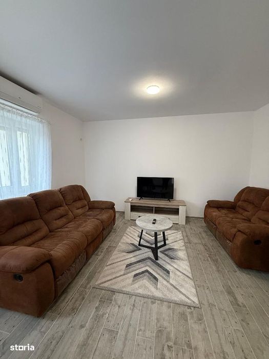 De vanzare Apartament 3 camere, Bloc Tip Vila, zona Ultracentrala.