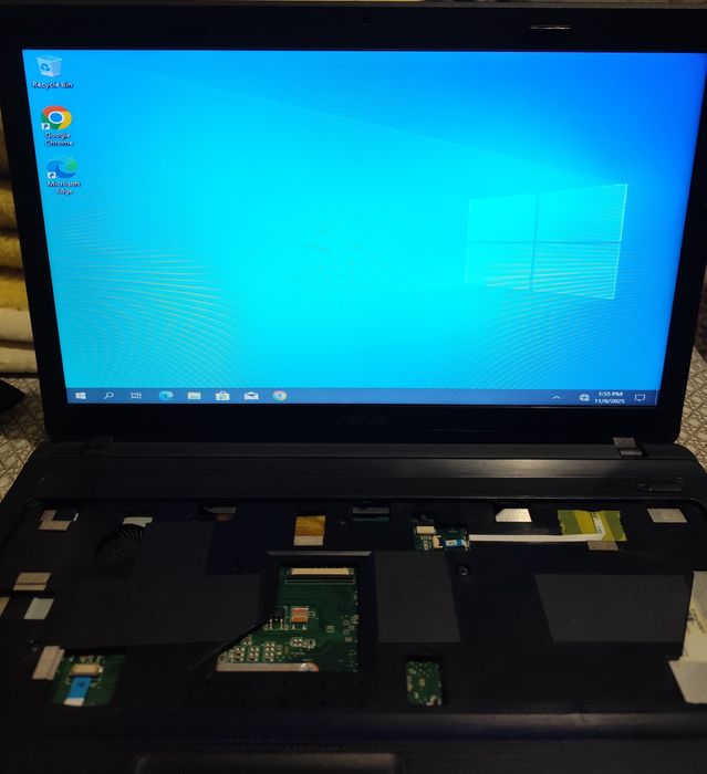 Vand sau dezmembrez laptop Asus X54C 15,6"