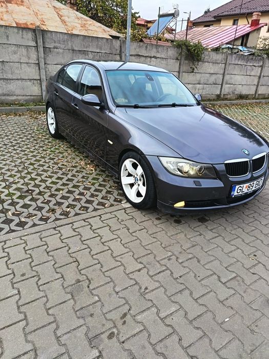 Bmw E90 2.0d 2008 xenon recaro navi PREȚ MIC!!!