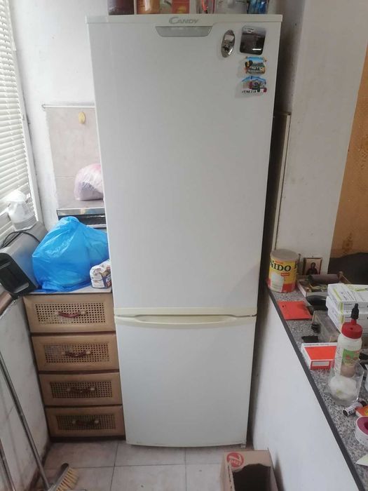 Хладилник с фризер Candy 185 см