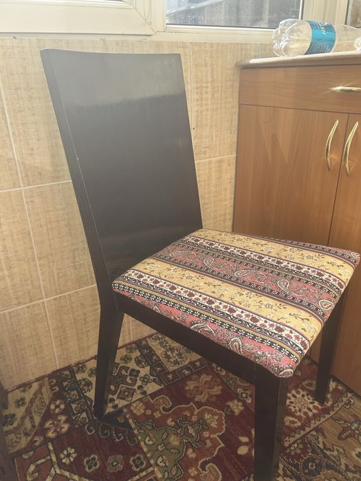 Стулья для гостинной