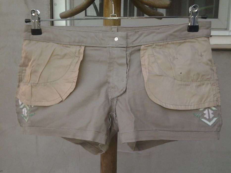 HM - pantaloni scurti mar. 38 / M