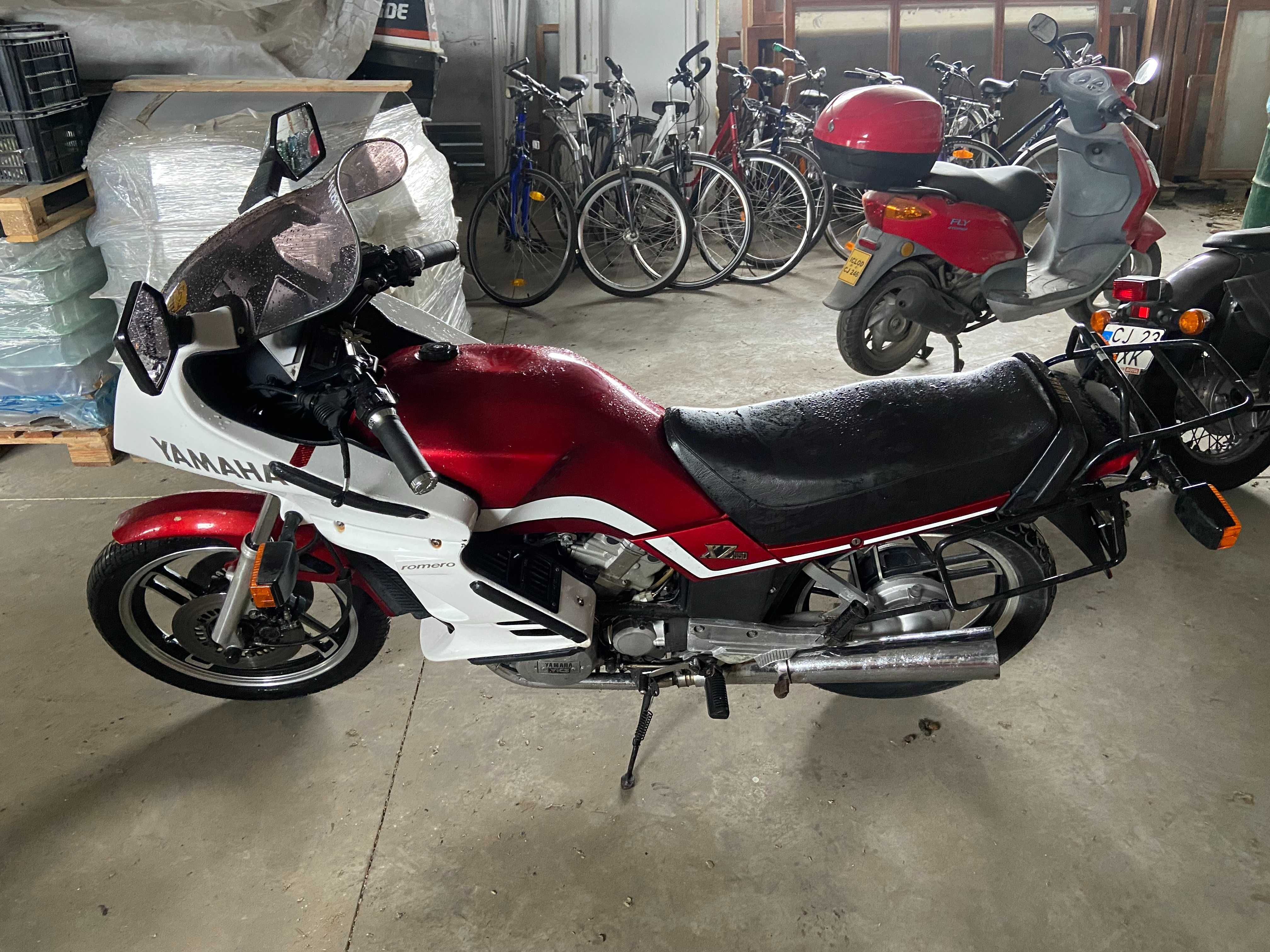 Yamaha xz 550 an 1985 originala