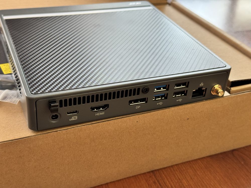 Чисто Нов Acer Veriton Essential N2590G/i5-1335U/8GB DDR4/512GB SSD