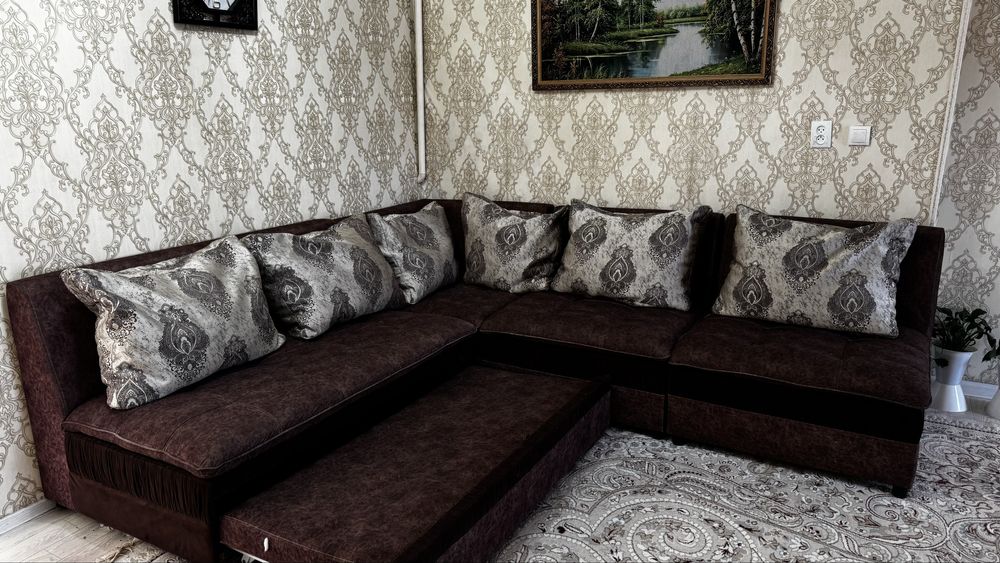 Диван угловой прямой кылугада болады состояниясы жақсы