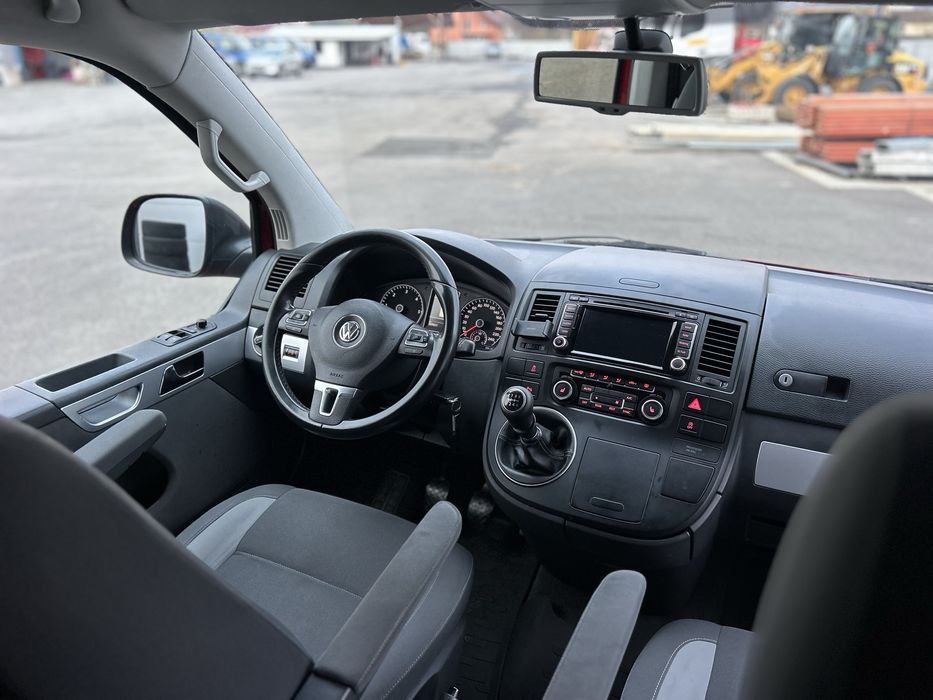 VW T5  -LIFE -. 2.0 tdi 140 cp an 2013