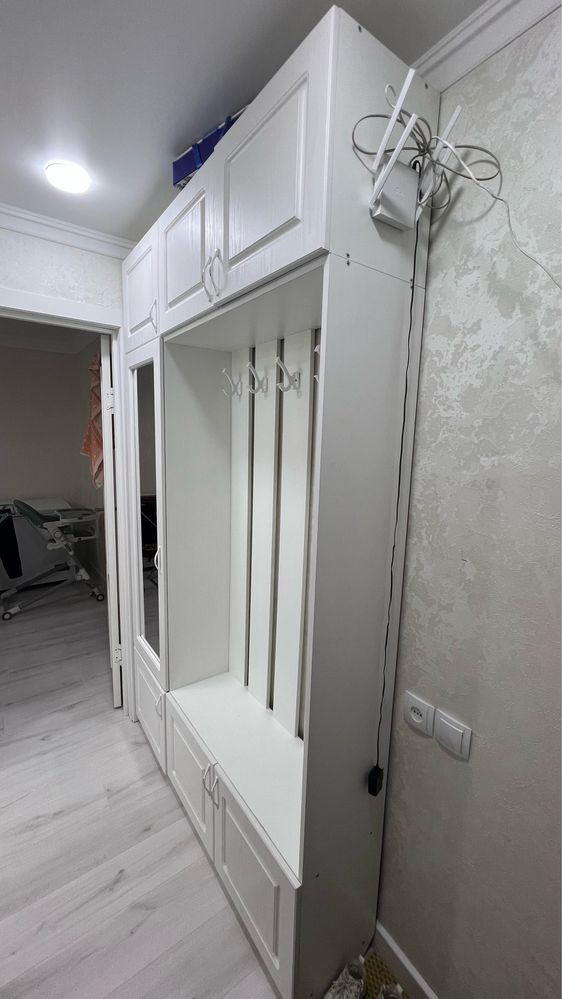 Прихожий шкаф/ прихожка