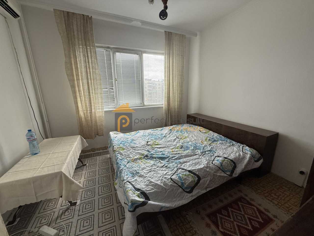 Продава се Тристаен апартамент в Пловдив, Изгрев - 82 кв.м за 976 €/кв.м - Снимка #2