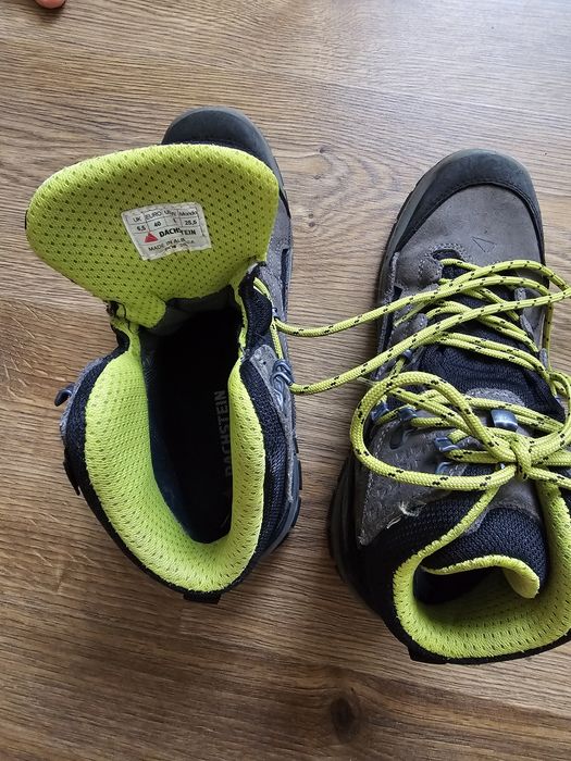 Туристически обувки