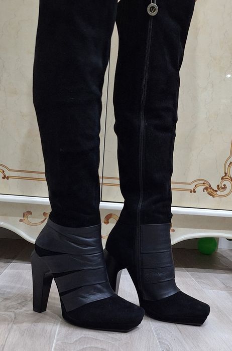 Продаются новые зимние сапоги