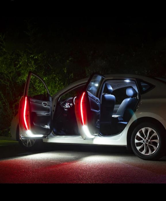 Set 2 sau 4 benzi flexibile de avertizare cu lumina led usa auto