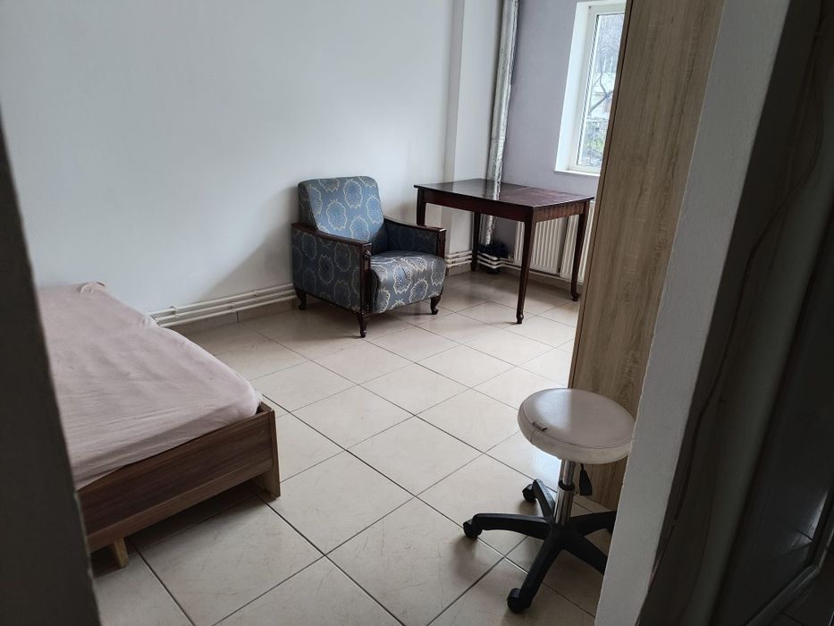 Inchiriez Garsoniera Bariera Bucuresti
