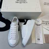 McQueen Sneaker White Black (35-45)