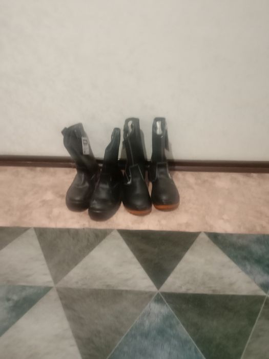 Спецодежда Продам