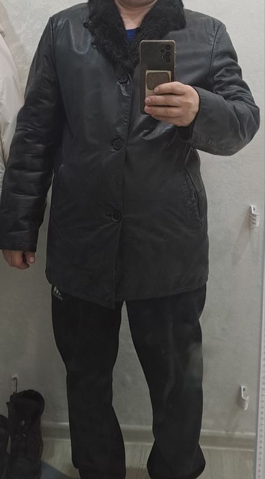 Продам кожаный сюртук.зимний.