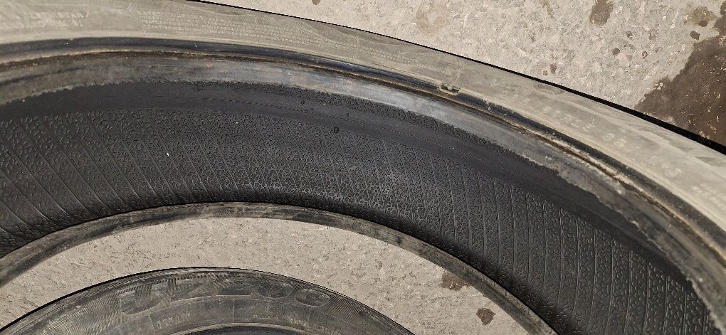 Шины 185/65/15R Triangle×2 195/60/15R Bars×2