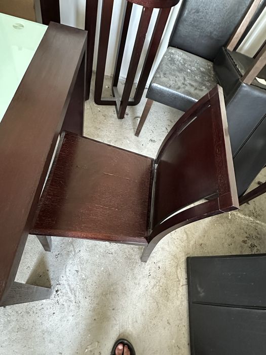 Set Masa de sticla plus scaune lemn