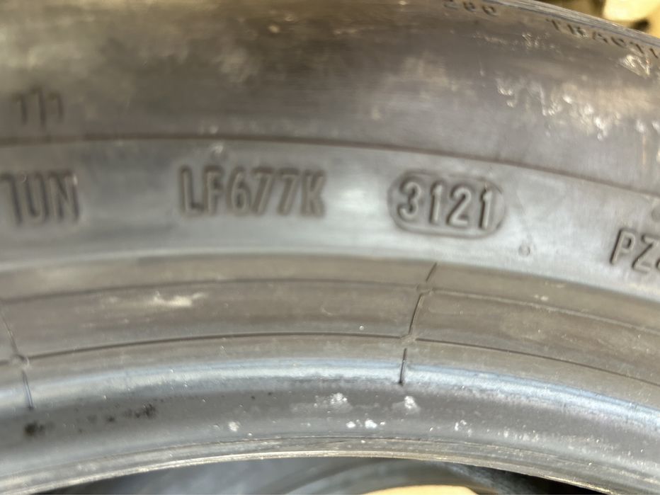 Патерица 19" за Ауди А8 4Н D4 и летни гуми PIRELLI 235/50/19,DOT 31/21