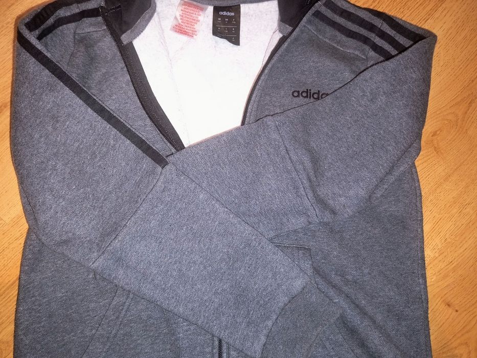 Суитшърт Adidas Размер 11-12 год./ 152 см.