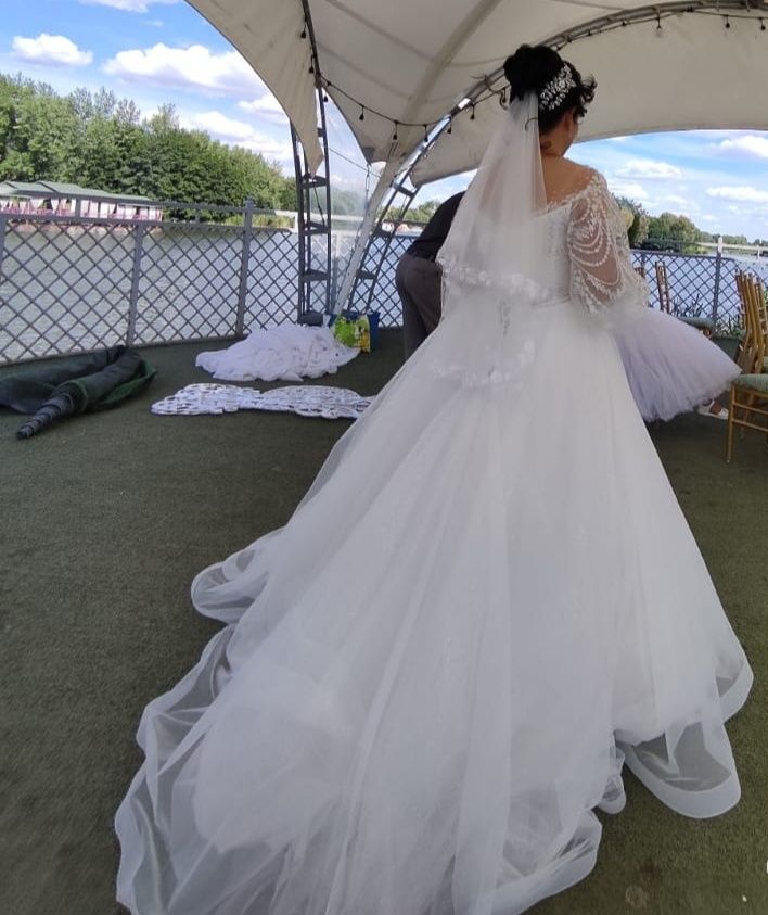 Свадебное платье 44р-р