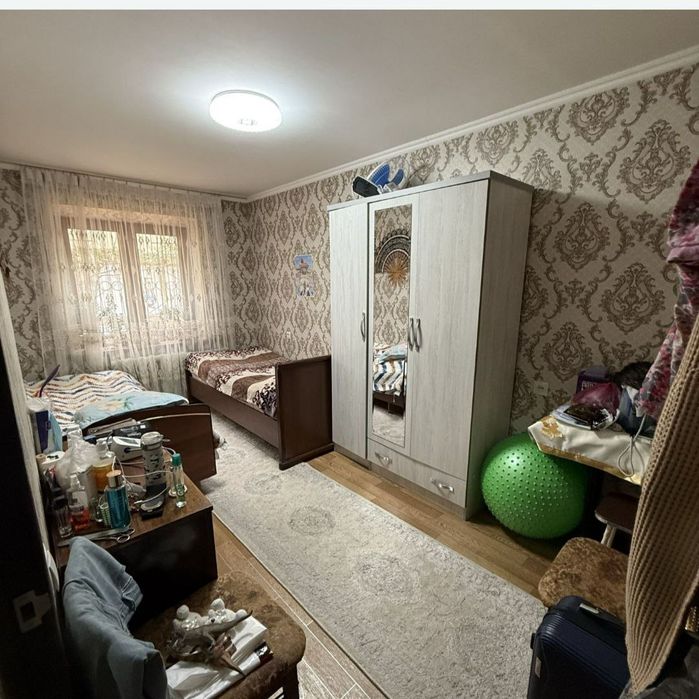 Квартира продаётся Чиланзар 9 квартал 3/1/4 балкон 2*6 меб тех РУВД