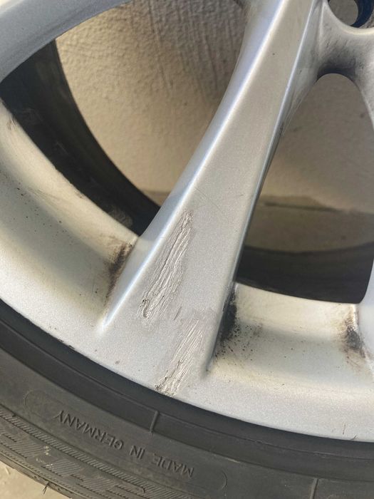 BMW джанти 17 цола, зимни гуми - 2x Good Year и 2x Debica DOT2023/2022