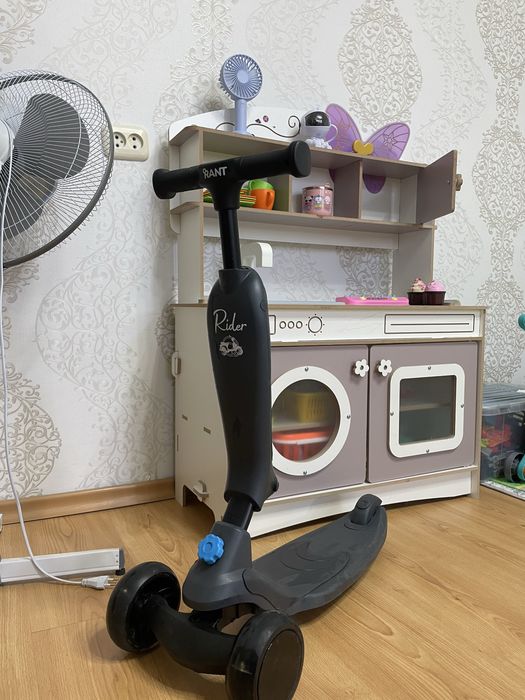 Продаю самокат 2 в 1