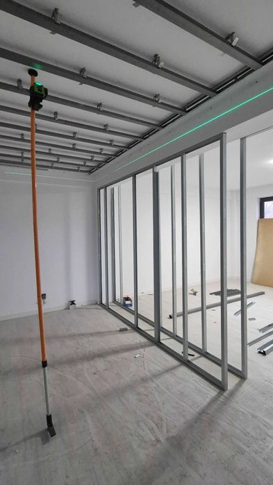 Amenajări interioare și exterioare