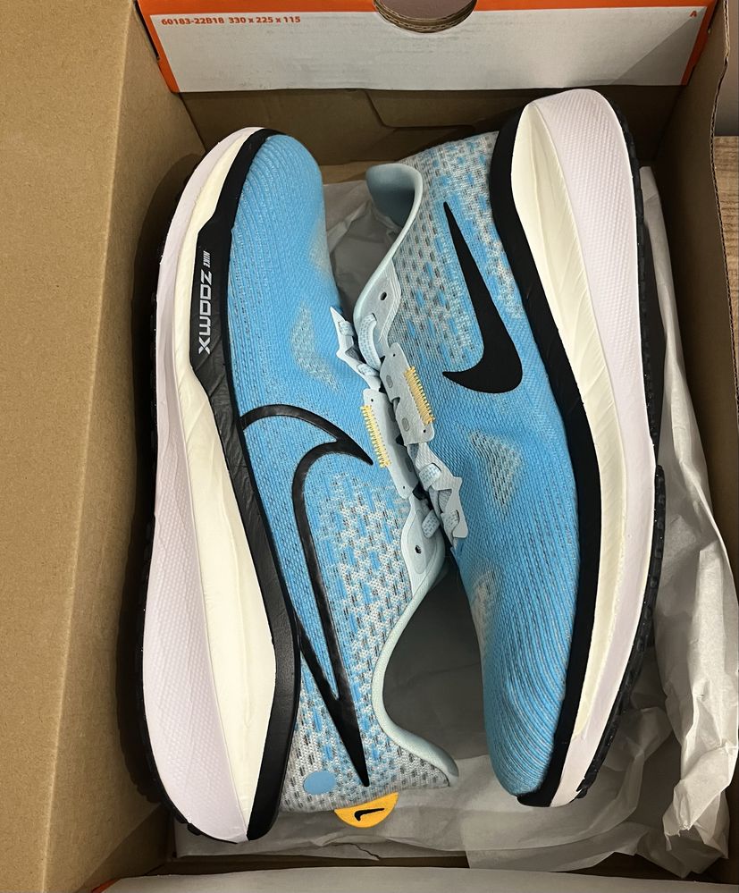 Nike Vomero 17 Men,s Road Running Shoes