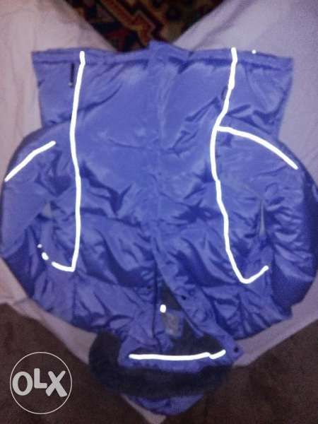 Продавам  зимно яке